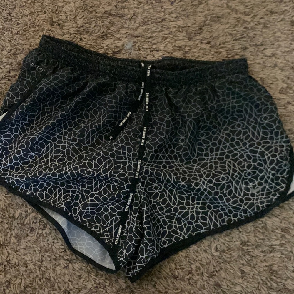 printed black and white nike shorts